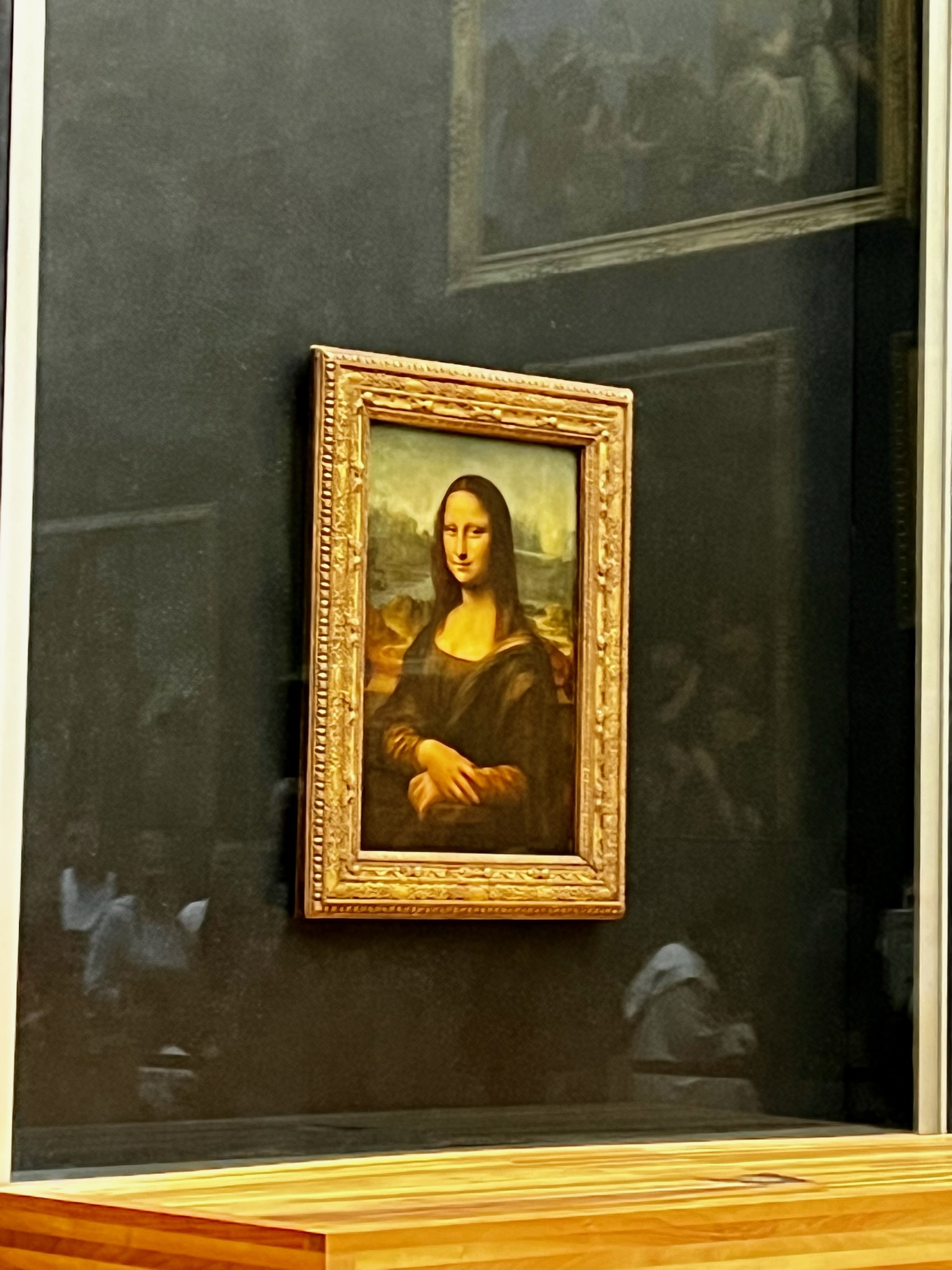 Mona Lista expusă în Louvre